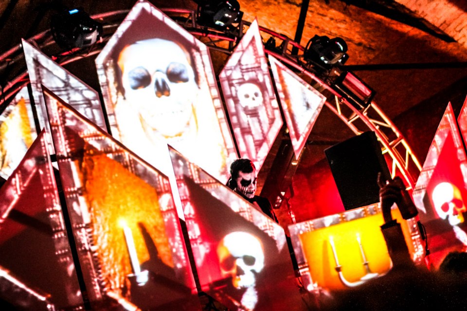 krankbrother halloween party stage